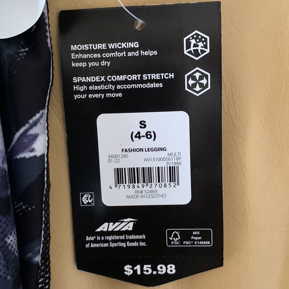 3/$20- Avia Cropped Leggings - Picture 5 of 6